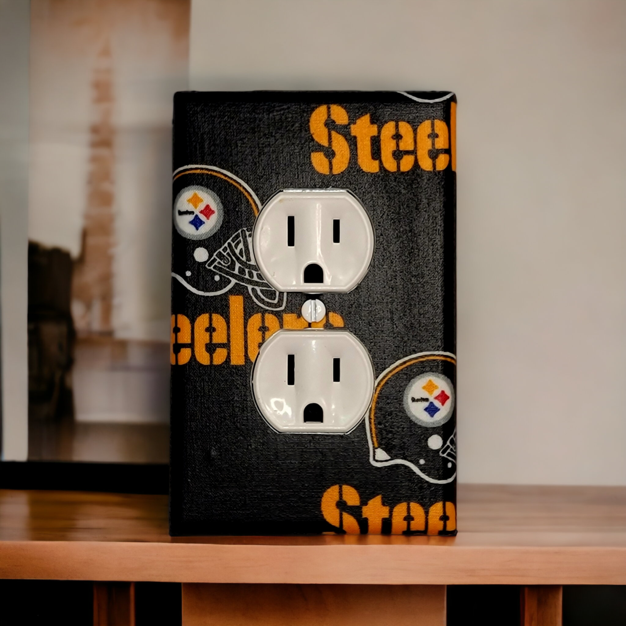 NFL Pittsburgh Steelers Light Switch | Wall Plate | Outlet Covers | Toggle | Switchplate - Kustom Kreationz by Kila